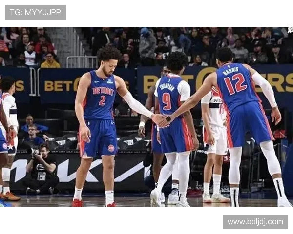 活塞克魔术稳居榜首坎宁安闪耀